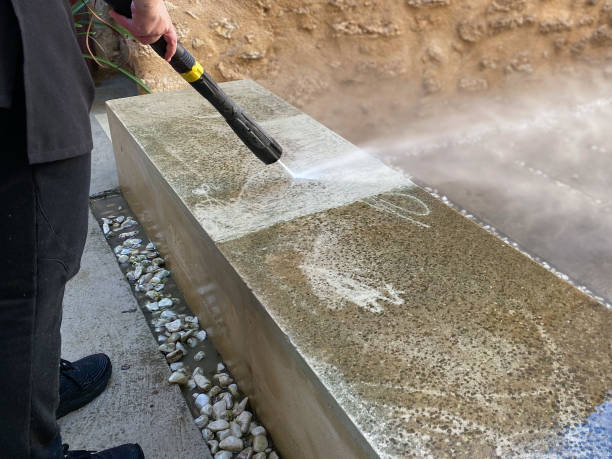 Best Concrete Pressure Washing  in Maplewood, MO